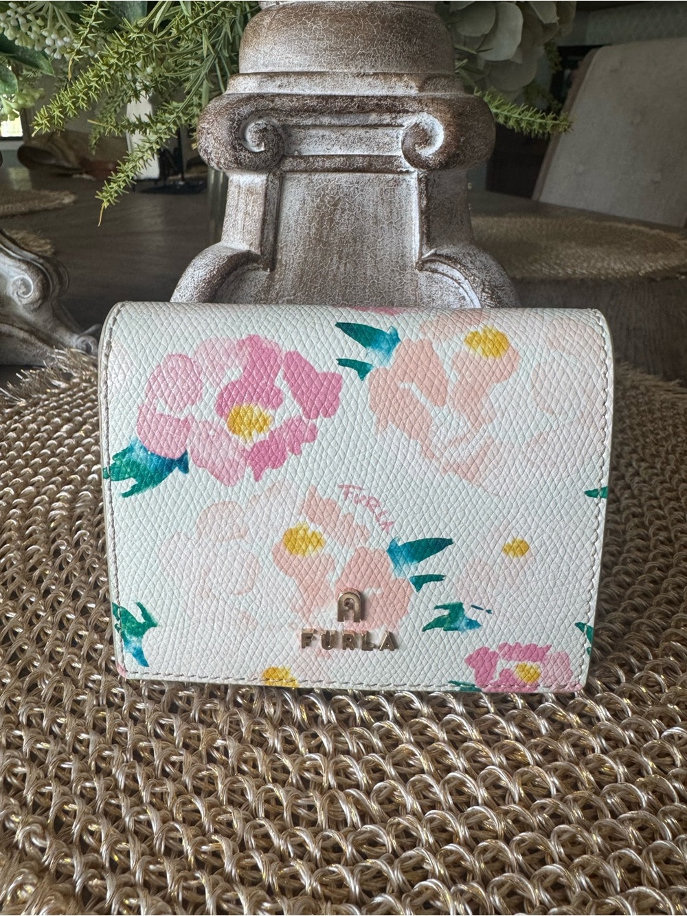 Furla Floral Print Leather Wallet - Cream/Pink